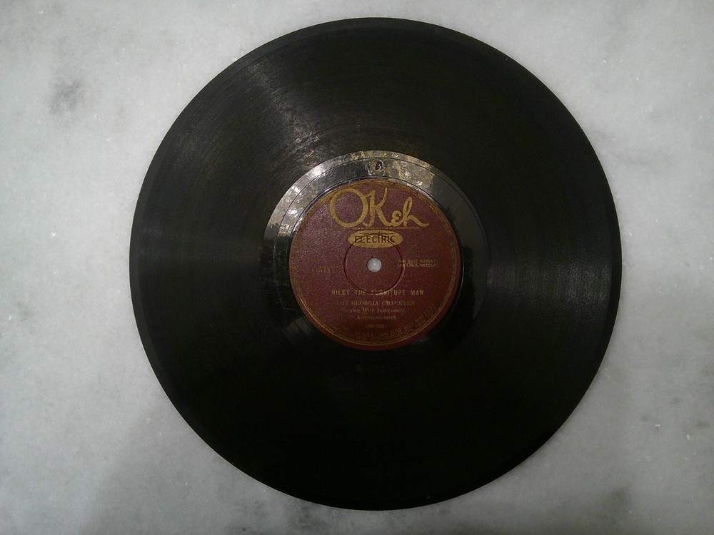 78 RPM Record The Georgia Crackers Okeh 45111 The Georgia Black Bottom Riley