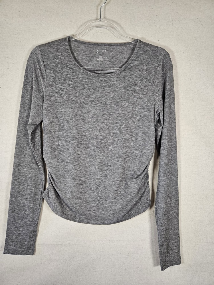 Gap Fit Womens Small  Breathable Moisture Wicking Long Sleeve Gray Athletic Top