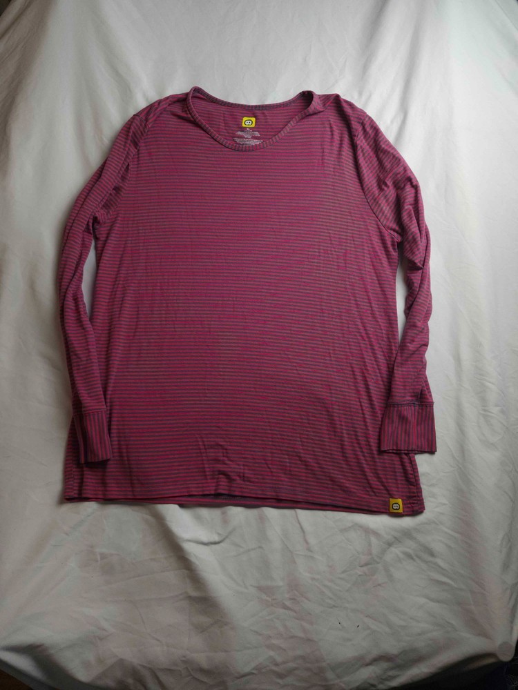 Wonder Wink Shirt Top Womens Size XL Red Gray Striped Knit Long Sleeves Casual