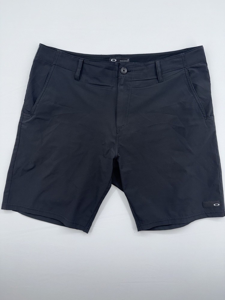 Oakley Performance 9”Golf Shorts Men's Size 38 Black Stretch Active Wear