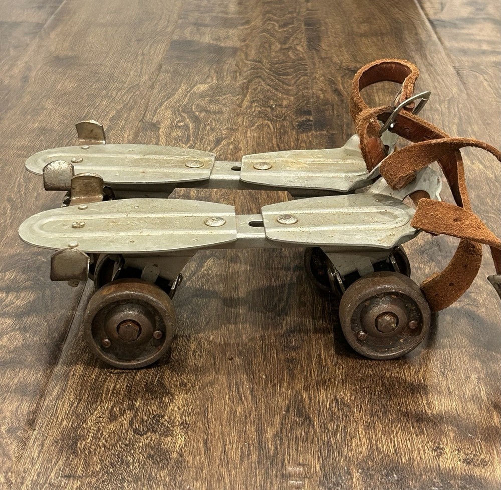 Vintage Adjustable Steel Roller Skates w/ Leather Straps Metal Wheels 1940s-50s