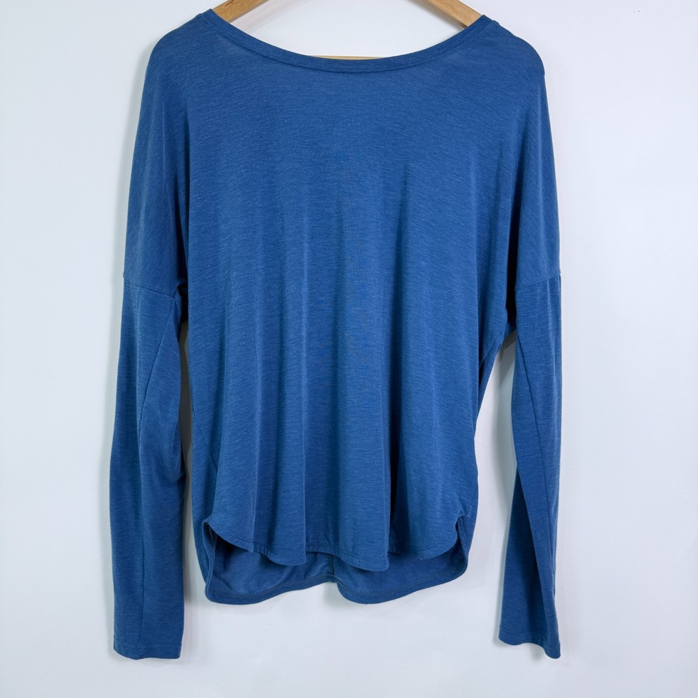 Prana Rogue Long Sleeve Scoop Neck Twist Back Top Womens Size M Blue