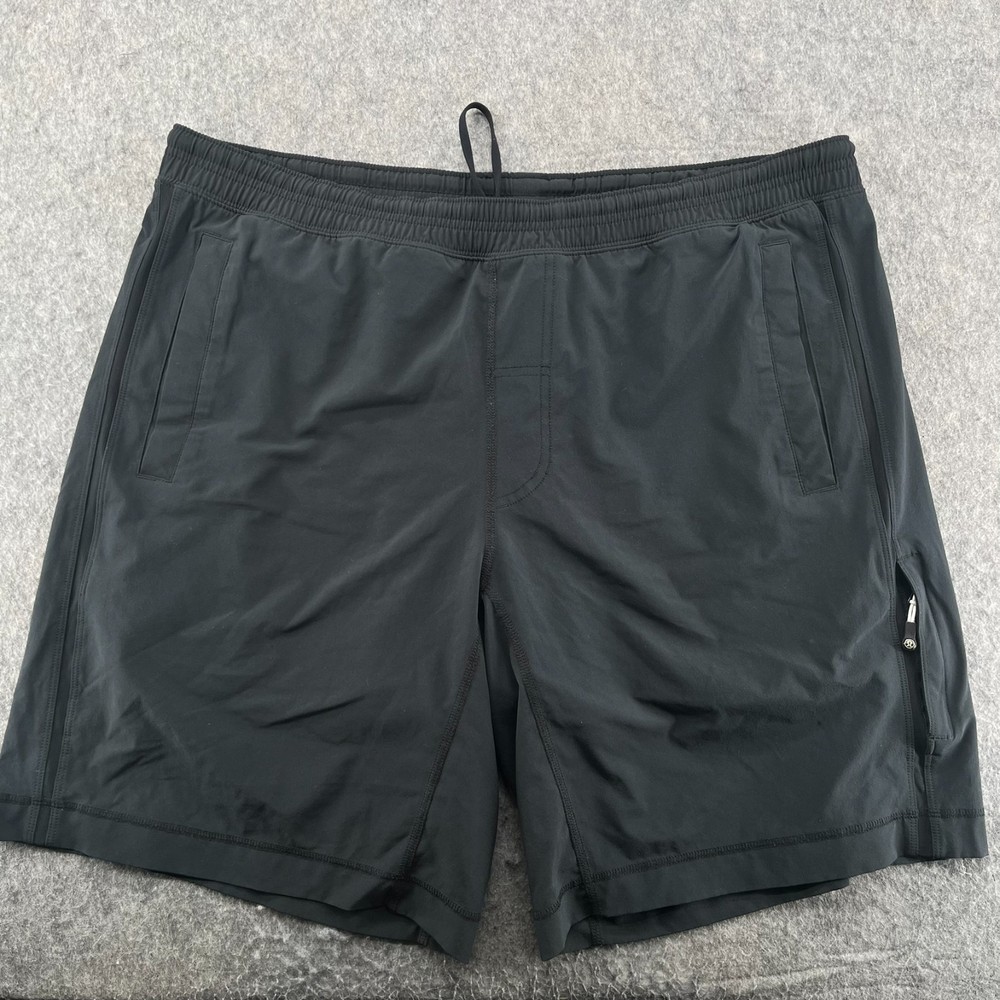 Lululemon Mens Shorts Size XLl Black Lined Athletic *No Stretch*