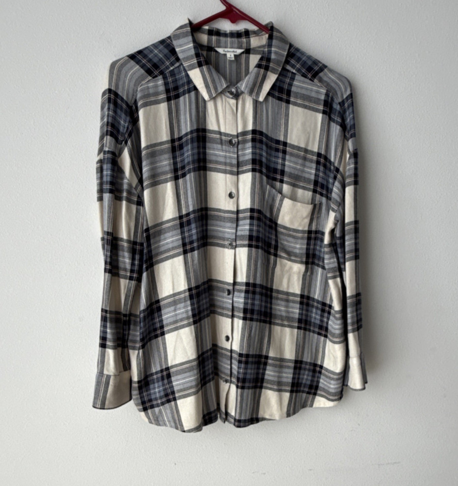 Splendid Plaid Collared Button-Up Shirt Black White Gray Long Sleeve Size S