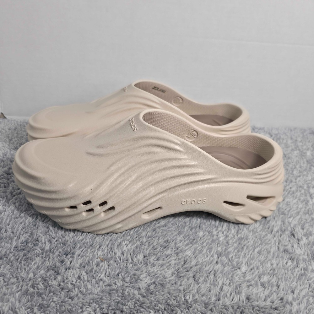 Crocs Echo Wave Clogs Men's 10 Women's 12 Almond Tint 210521-0LL Slip-On Shoes