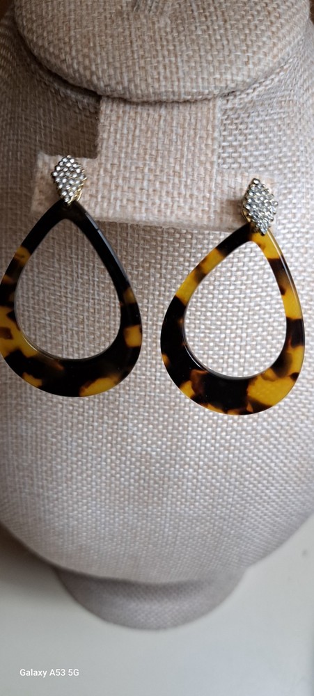 Vintage Faux Tortoise Shell Hoop Dangle Pierced Earrings