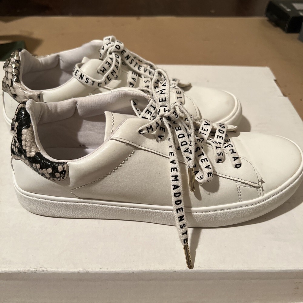 Steve Madden Women’s Krissy White Lace Up Sneakers Size 7.5M