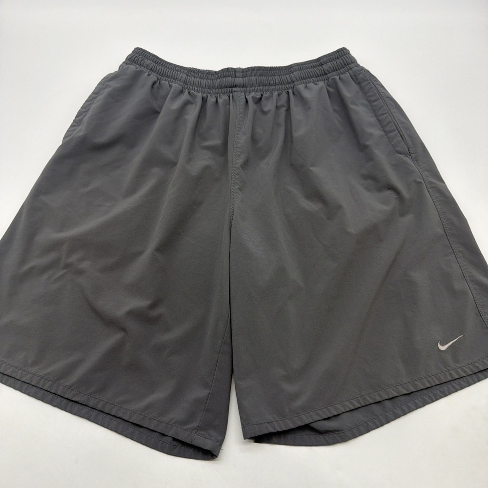 Nike Sports Short Men XL Gray Pockets Logo Gray Embroidered .#46497