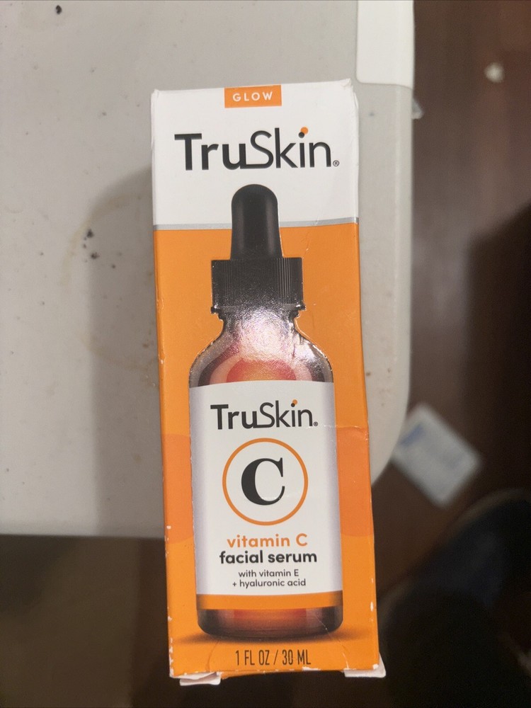TruSkin Vitamin C Facial Serum Anti Aging Face Vitamin E + Hyaluronic Acid 30ml
