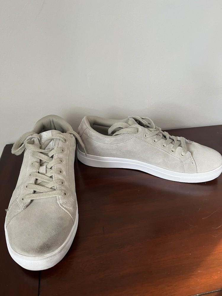 Penguins By Munsingwear Men’s Shoes - SZ 9 - Gray Suede Lace Up Shoes-