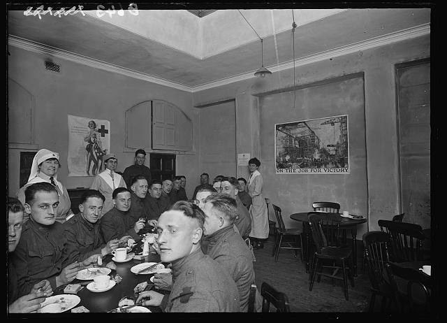 Photo:World War I YMCA Canteen Soldiers Dining Room 1917-1919