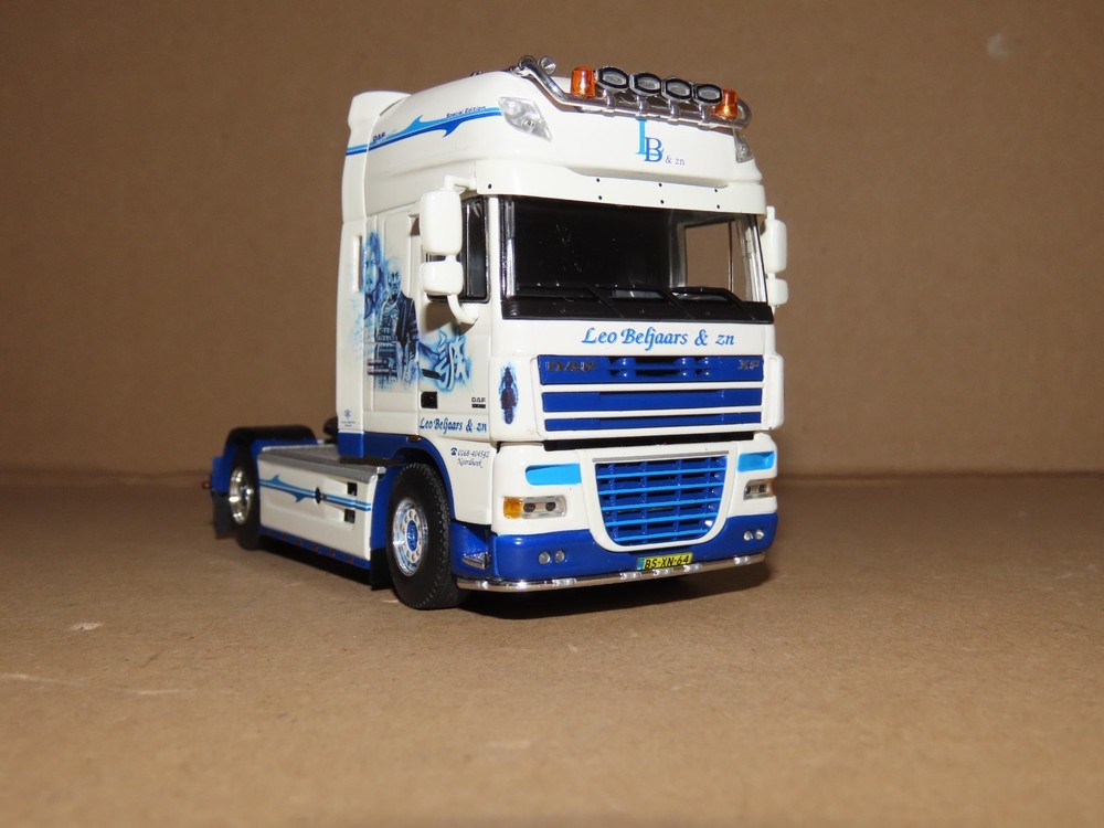 WSI 1.50 SCALE DAF XF 105 SSC 4X2 WHITE 9159   (DISCONTINUED)