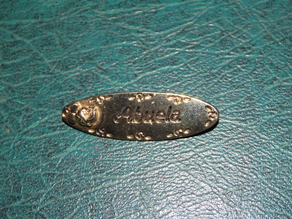 ABUELA DISNEY PIN BROOCH GOLD TONE WITH MICKEY MOUSE-image