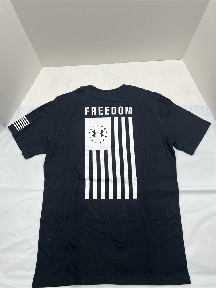 Under Armour Men's Freedom Flag T-Shirt Black & White Size: Medium 1333350 NEW