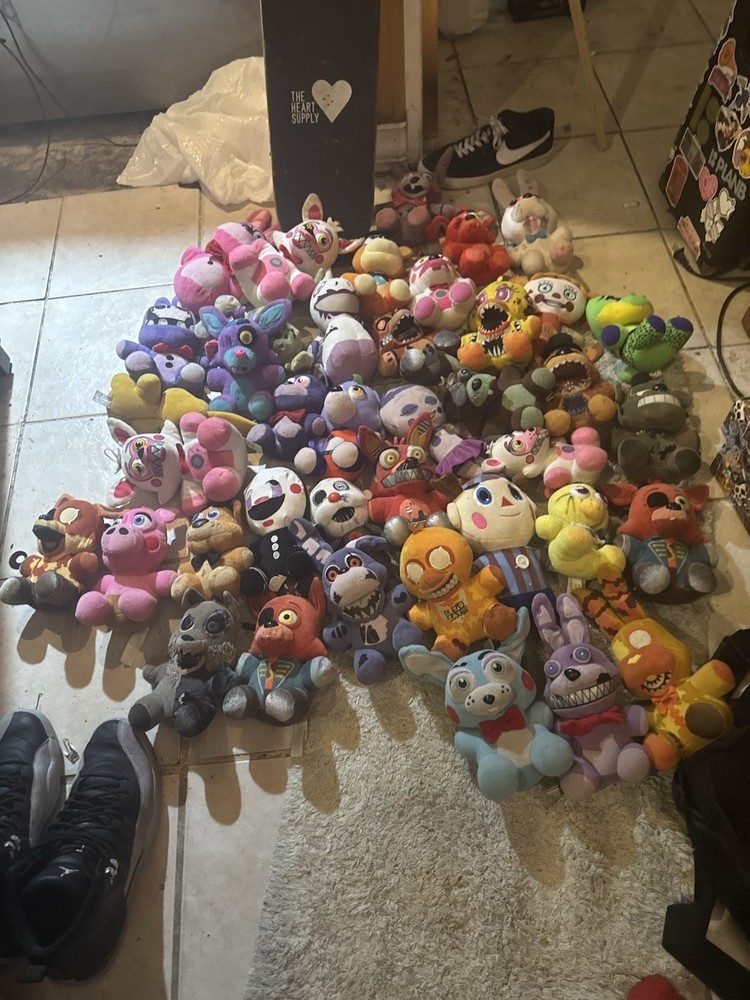 FNAF Funko Plushy’s Lot of 45 Plushies and accessories, Some Damaged/some Rare