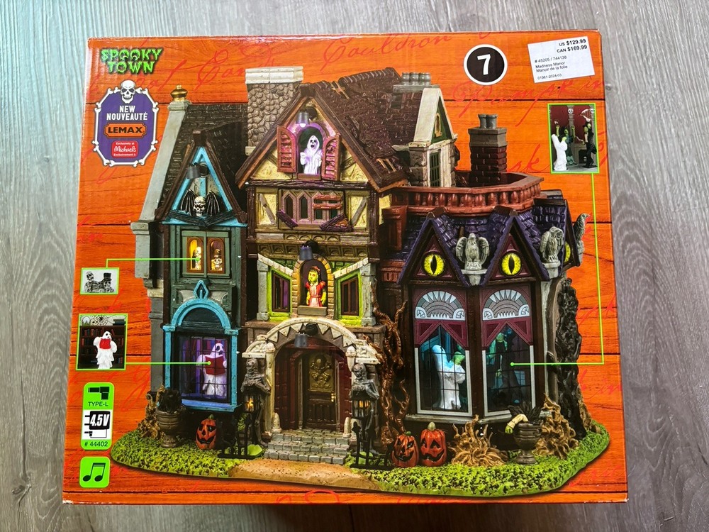 Lemax Spooky Town Halloween Village Madness Manor w Ghost from Windows 45205