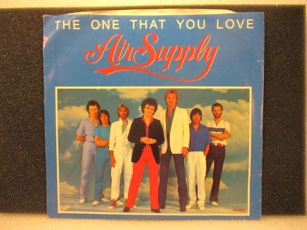 AIR SUPPLY - The One That You Love - Orig 1981 Arista 45 rpm & Pic Slv - Top 40