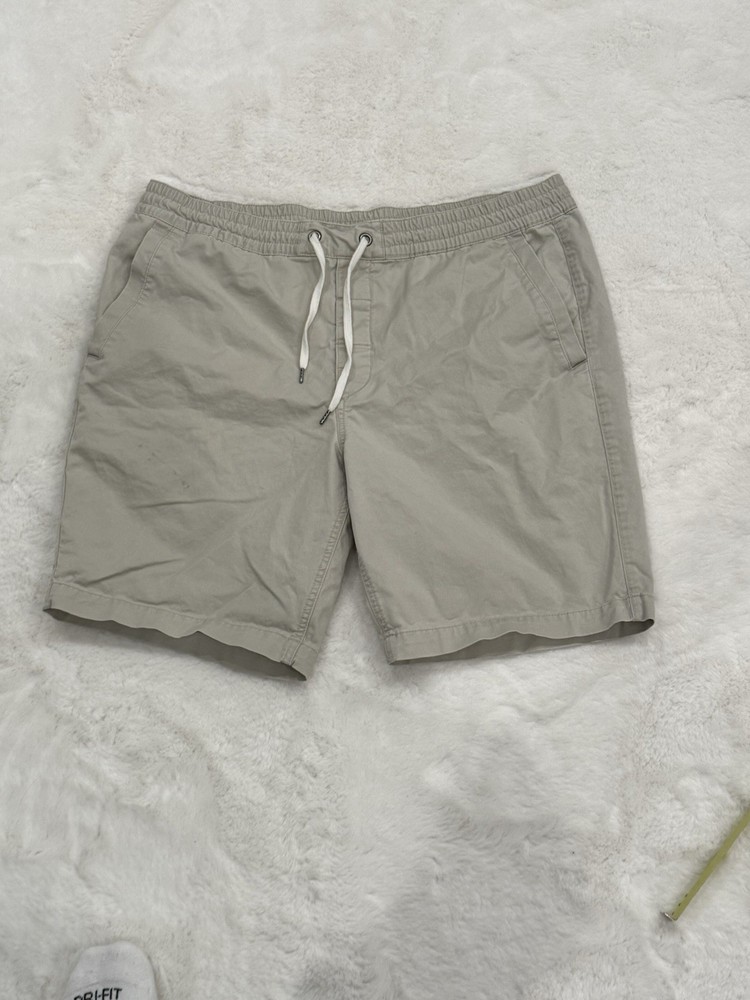 Men’s Size XL Polo Ralph Lauren Shorts - Beige