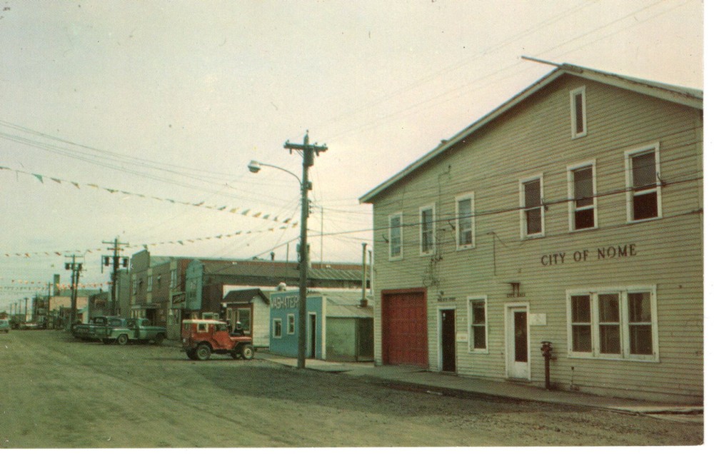 Postcard Main Street Nome Alaska Street Scene Jeep Old Cars -9455