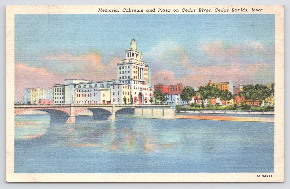 Cedar Rapids Iowa~Memorial Coliseum & Plaza~Cedar River~Bridge~Linen Postcard