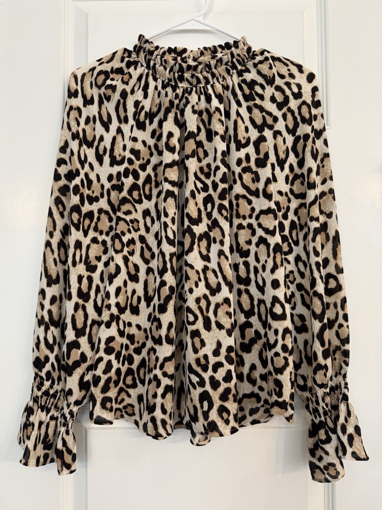 Women's Loft Leopard Long Sleeve Pullover Blouse, Size Medium