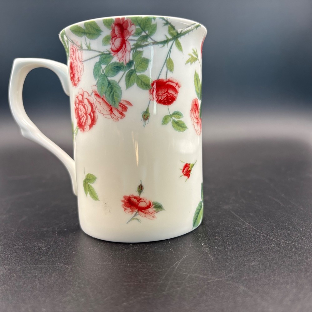 Stechcol Carnation Flower Gracie Bone China 10 oz Coffee / Tea Mug