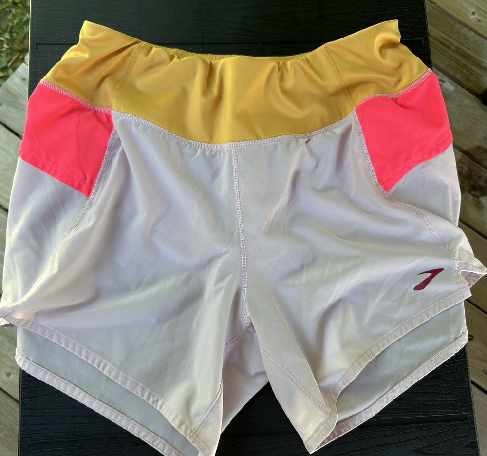 Brooks Chaser 5 Running Womens Sweat Shorts Size Medium Colorful Drawstring