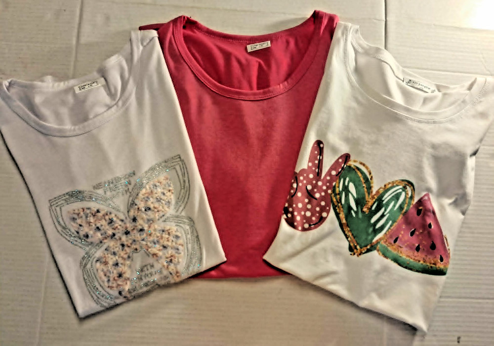 Women’s T-Shirt Bundle (3 PCS) Size L/XL Mixed Brands White Graphic & Pink Lace