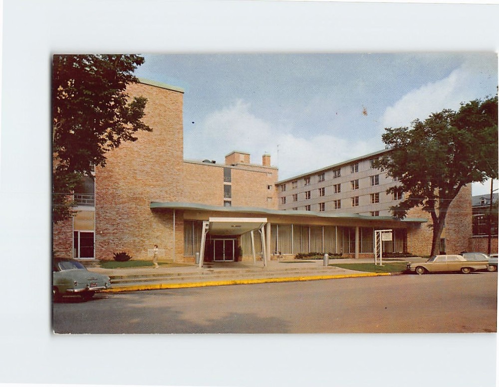 Postcard Burge Hall Women's Residence State University of Iowa USA