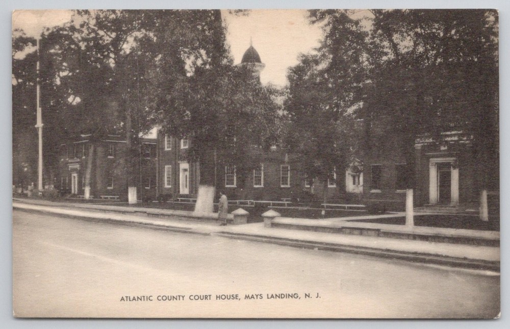 Atlantic County Court House Mays Landing NJ Postcard Mayrose Co. New York 1910s