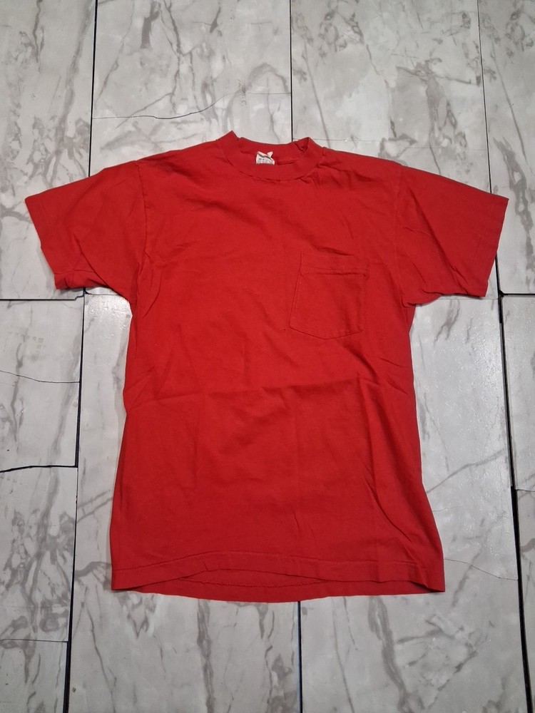 Vintage 80s Fruit Of The Loom Pocket Tee Size M Red Blank Shirt Made in USA