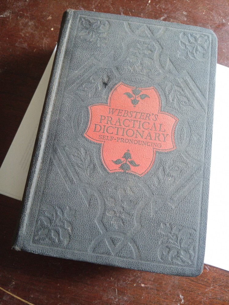 Webster's Practical Dictionary 1932 Self Pronouncing Tabs