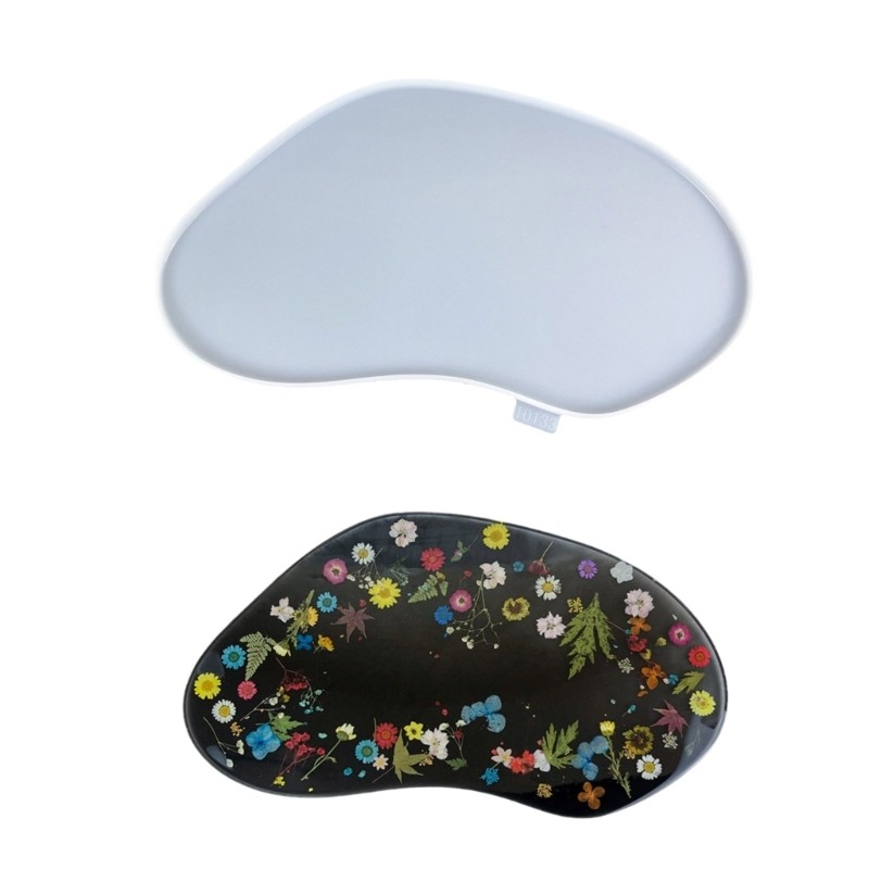 DIY Silicone Molds for Small Resball Tables and Desks