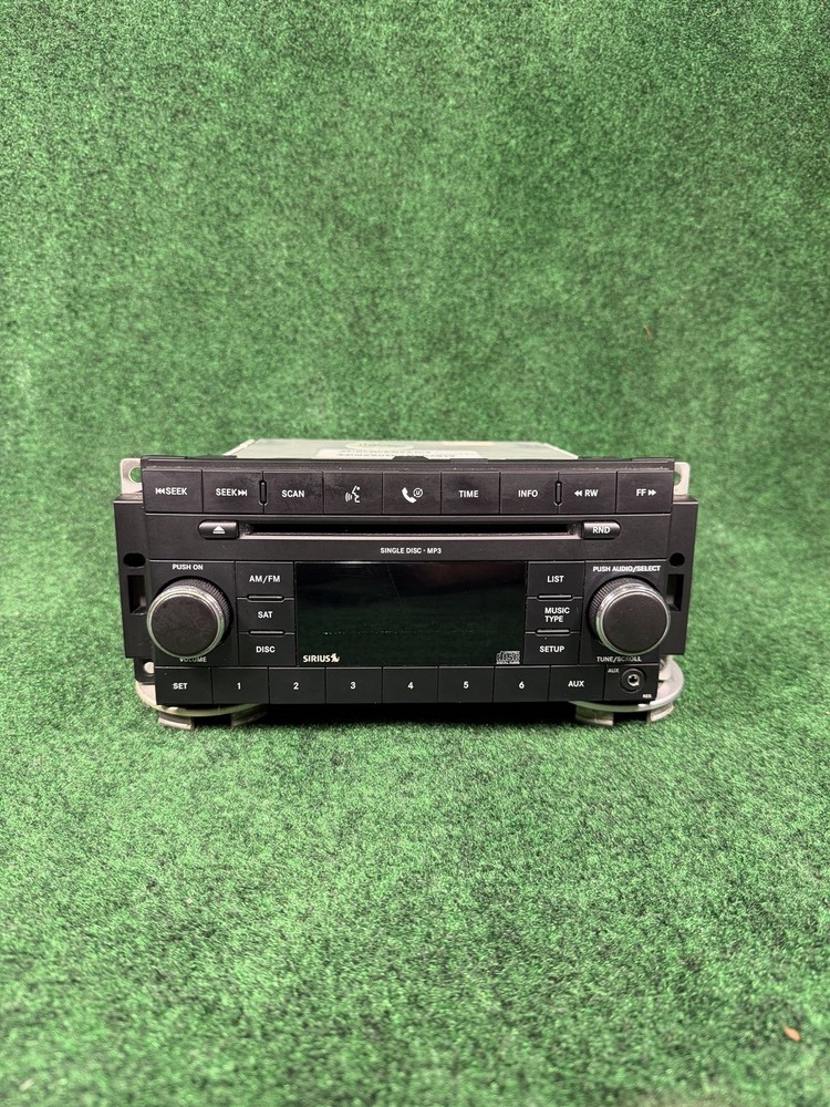 2007-2011 Jeep Dodge Chrysler Radio MP3 CD Player Sirius UConnect RES 05091228AC