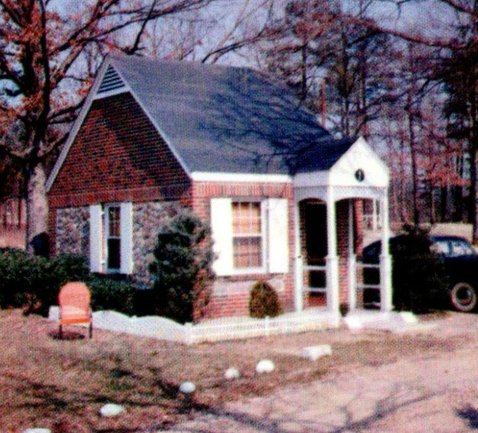 Vintage Postcard Dutch Gap Tourist Court Duncan Hines Recommended Richmond VA