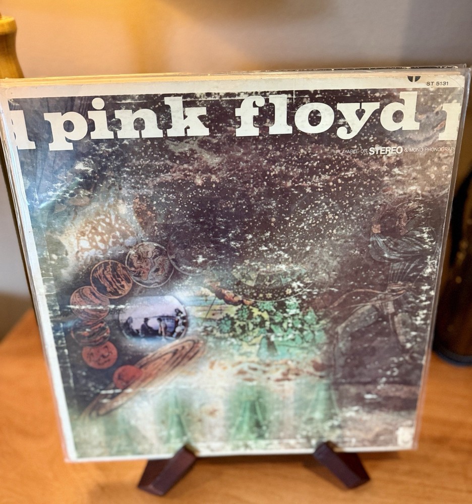 Pink Floyd “A Saucerful of Secrets” 1968 U.S. Stereo LP 1st Press A-1/A-1 EX
