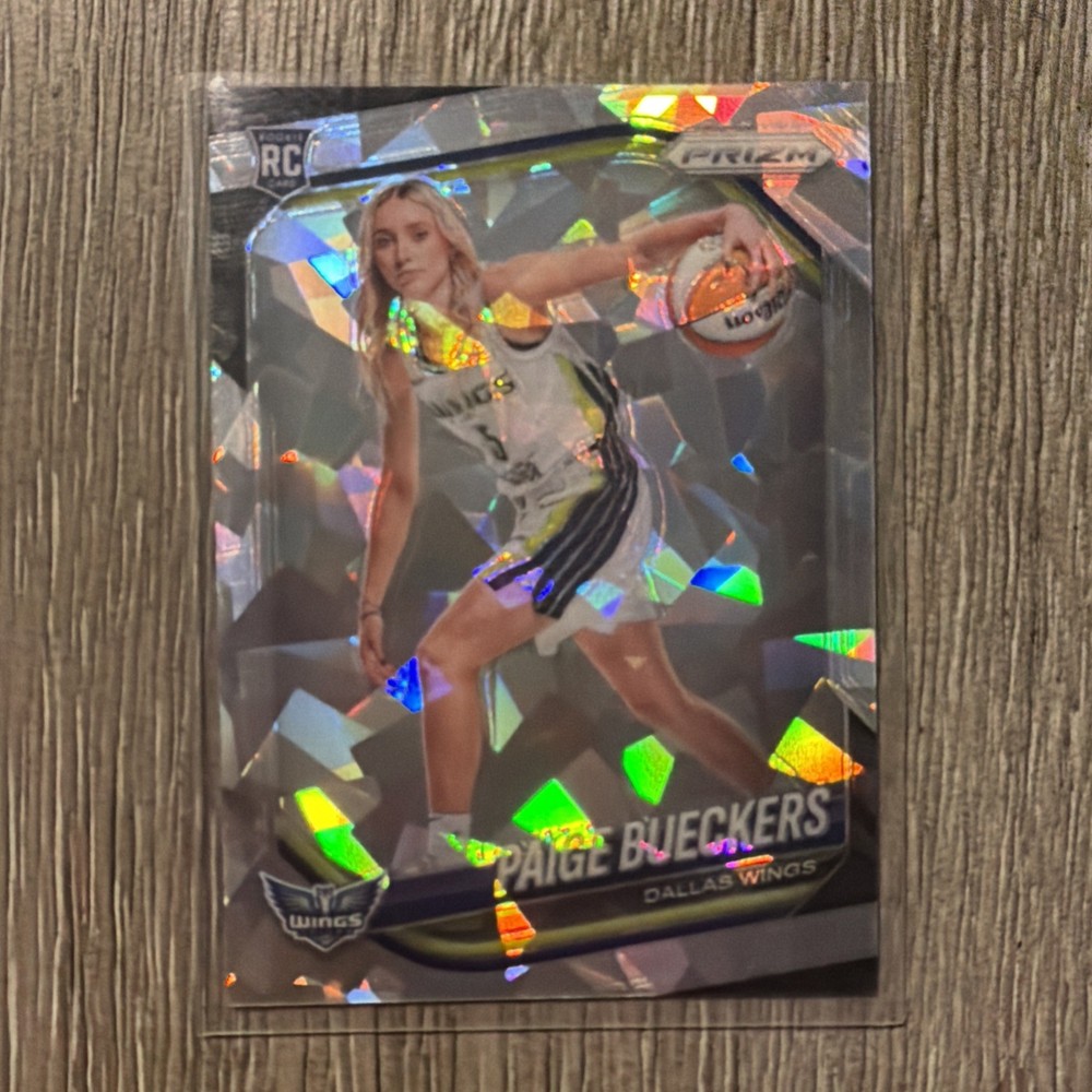 2025 WNBA Prizm Paige Bueckers Cracked Ice #147 RC Dallas Wings-Image Variation