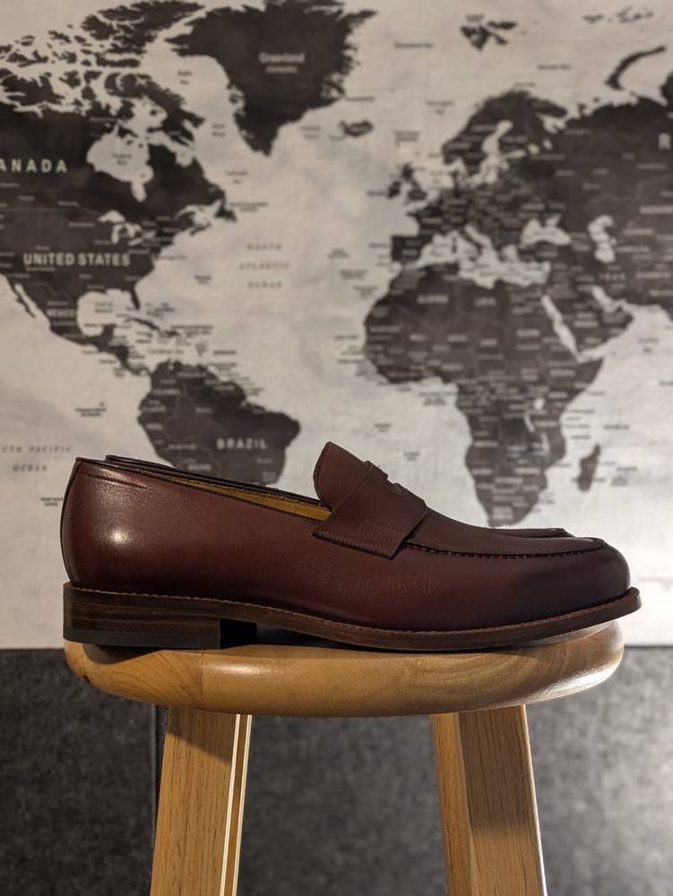 Beckett Simonon Roy Loafers – Oak – Men’s Size 10  *WORN ONCE