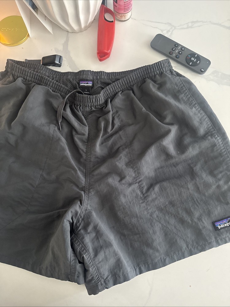 Patagonia Men's Athletic Mesh Shorts Gray Size L Elastic Waist Pockets
