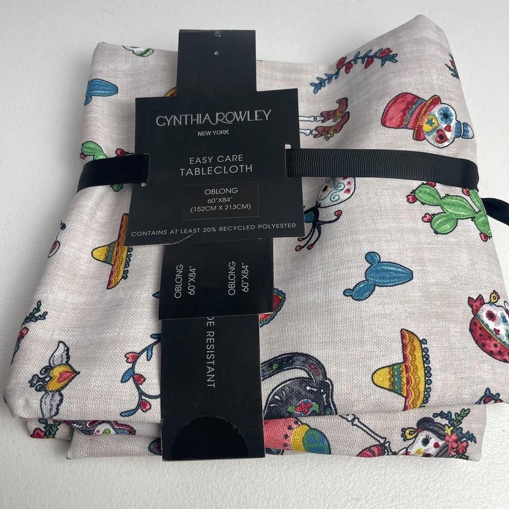 Cynthia Rowley Easy Care Tablecloth 60