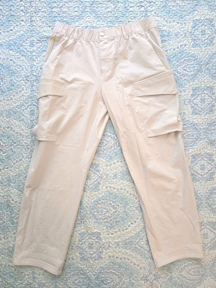 Lululemon Stretch Cotton VersaTwill Relaxed-Fit Bone White Cargo Pants Men 35x30