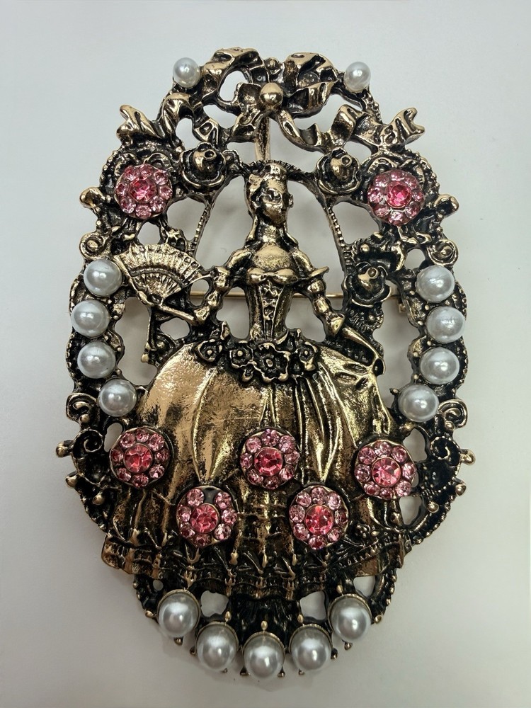 MARIE ANTOINETTE BROOCH/ PENDANT court lady w/ Deco pearls pink stones pin M2