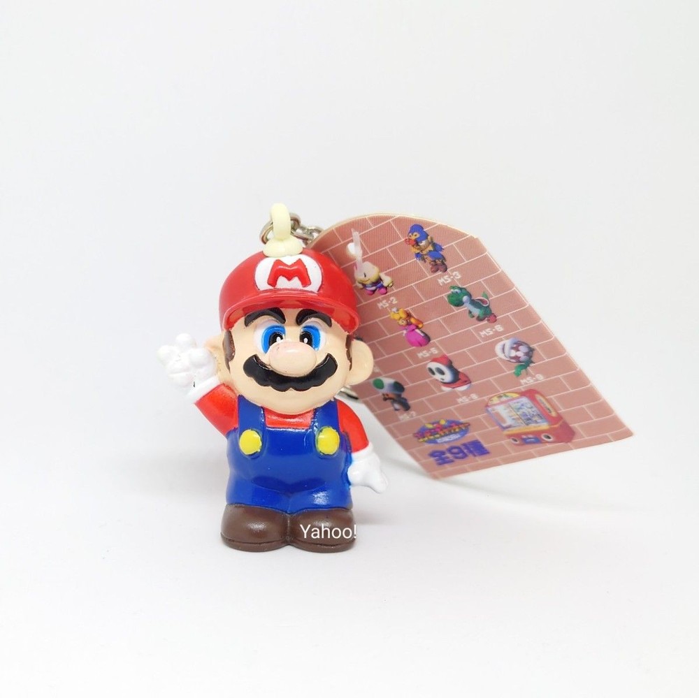 [Unused] 1995 Super Mario RPG Mario Soft Charm Keychain Figure Banpresto w/ Tag