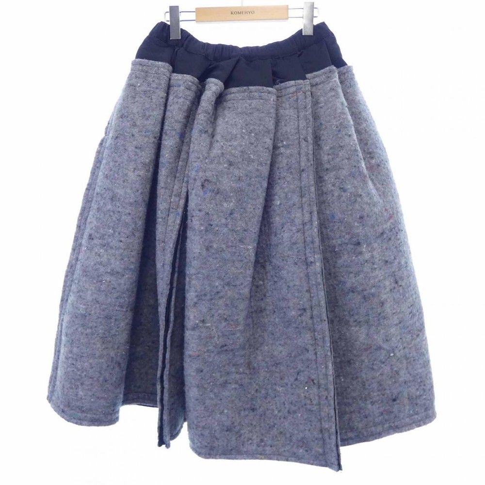 Authentic COMME des GARCONS skirt #270-004-129-2171