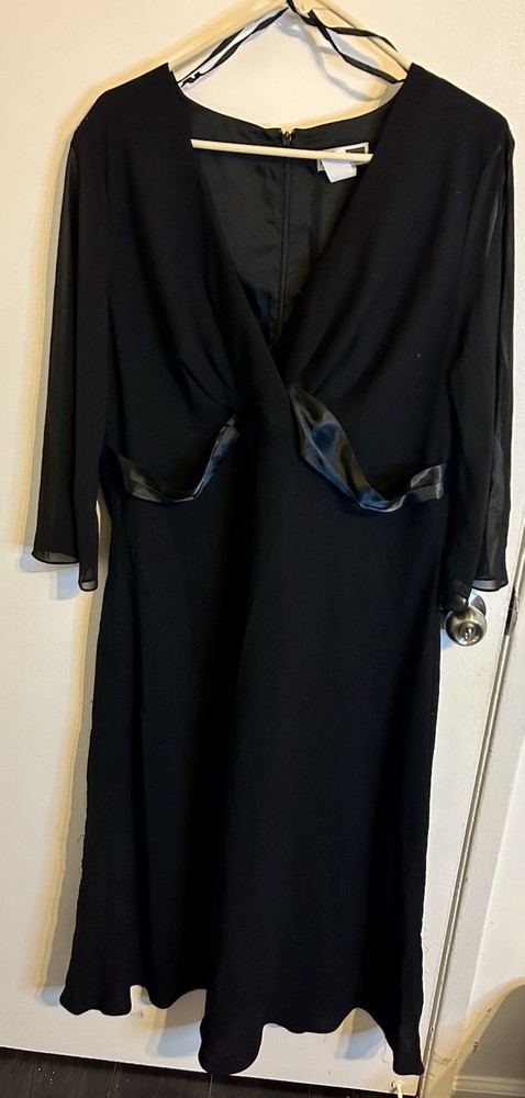 Black Long-sleeved Dress