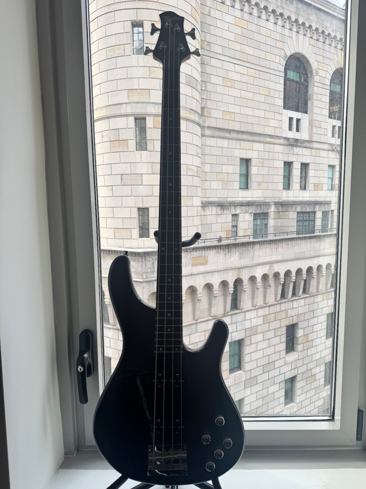 Tagima Classical Series Millenium 4 String Electric Bass in Black