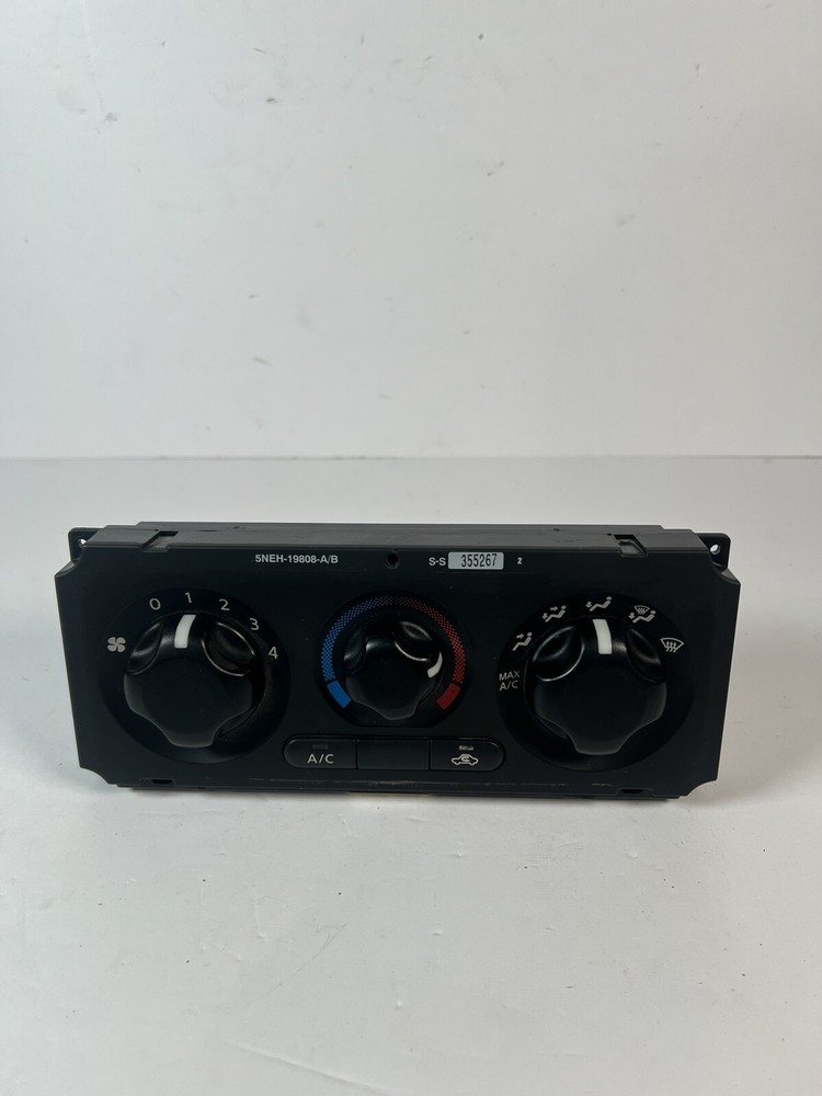 2005-2012 Nissan Pathfinder / Xterra AC Heater Climate Temperature Control 05-12