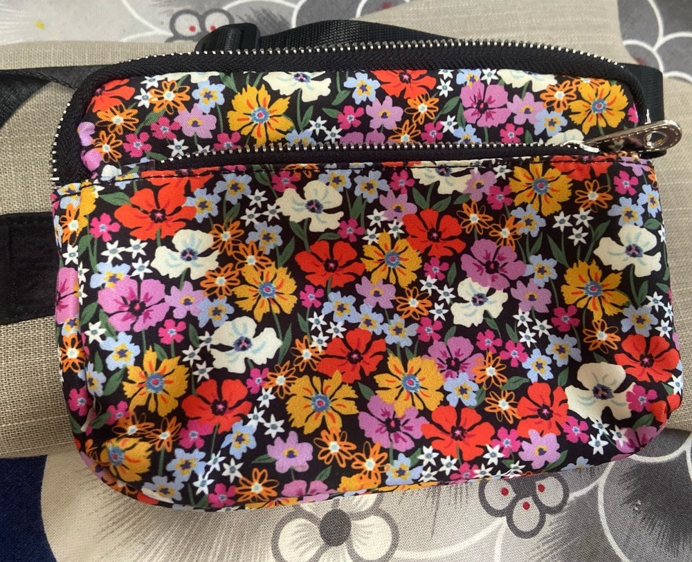 Brighton PAINTED POPPIES Floral Waist Belt Bag Fanny Pack Purse Handbag