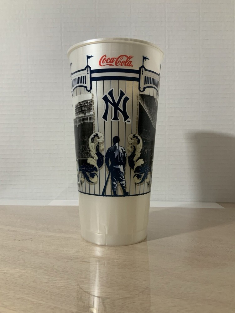 NEW YORK YANKEES 2008 Original Yankee Stadium Final Season Souvenir Cup
