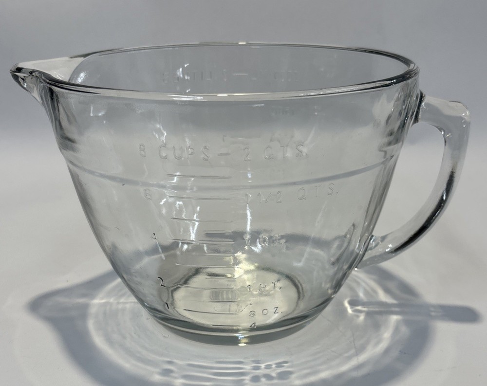 Pampered Chef 2-Quart 8-Cup Glass Mixing Batter Bowl No Lid